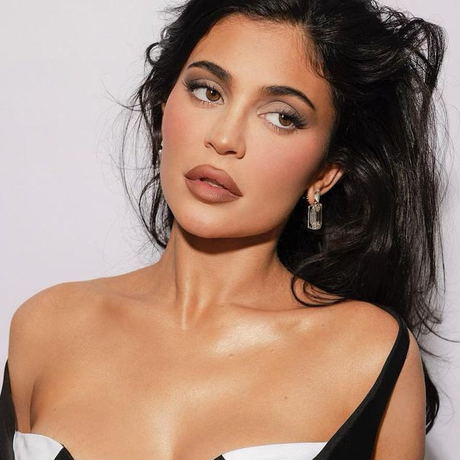 <Kylie's After Party Glam>|<kylies-after-party-glam>