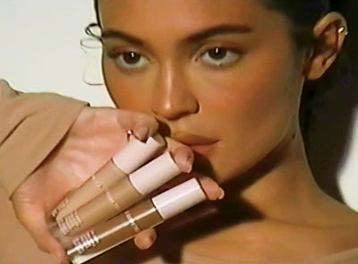 Kylie Jenner - my Kylie Cosmetics concealers and setting