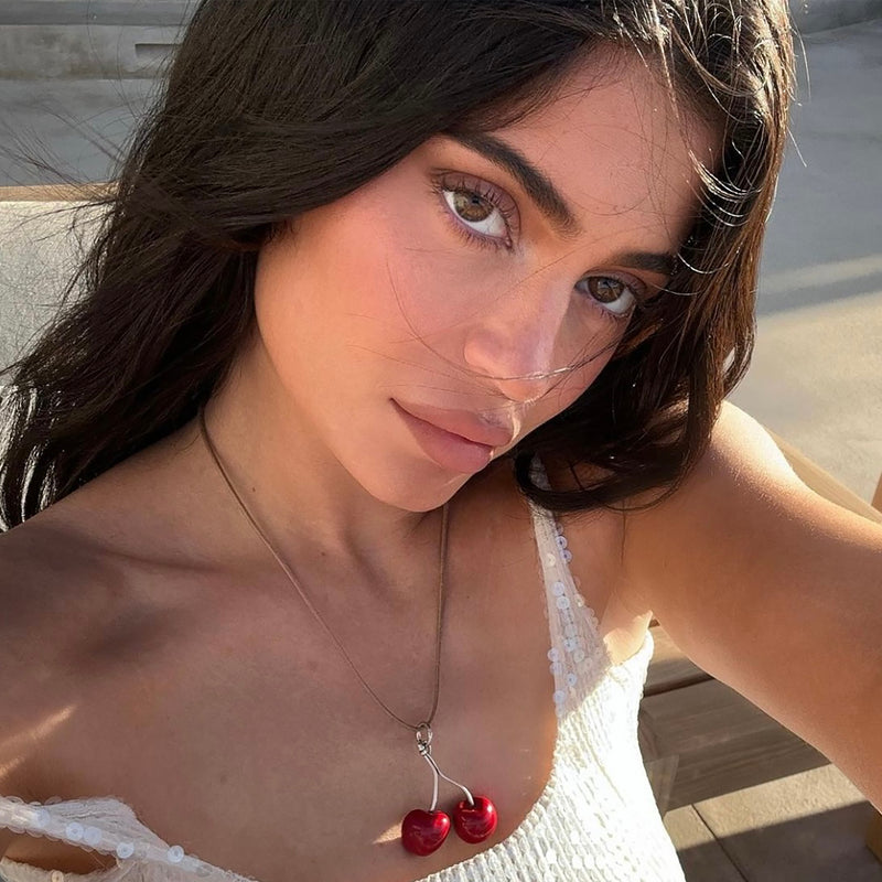<Kylie's Sunkissed Look>|<kylies-sunkissed-look>